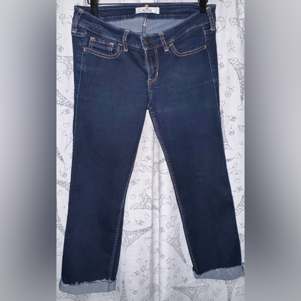 Hollister Women’s Jeans/ Size: 7R/28W 32L